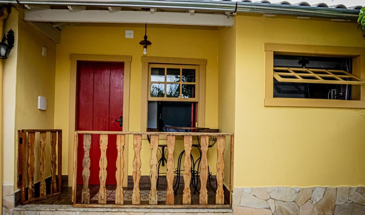 Flats Casa De Violeta Villa ทีราเดนเจส ภายนอก รูปภาพ